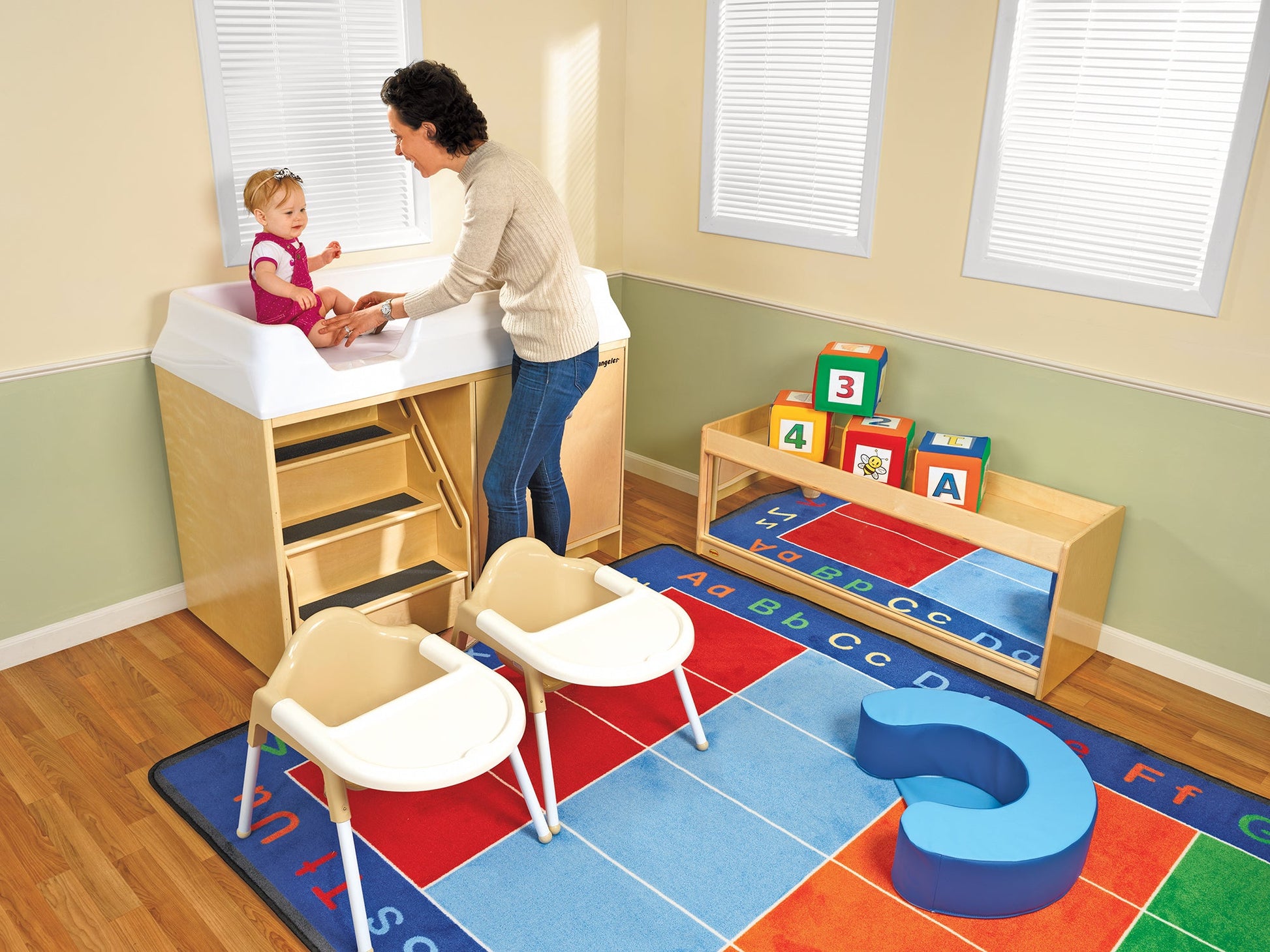 Angeles Feeding Chair (AFB7940) - SchoolOutlet