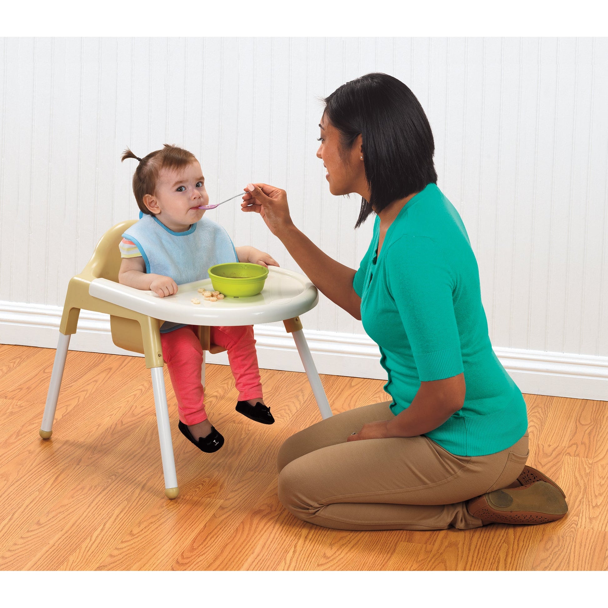 Angeles Feeding Chair (AFB7940) - SchoolOutlet