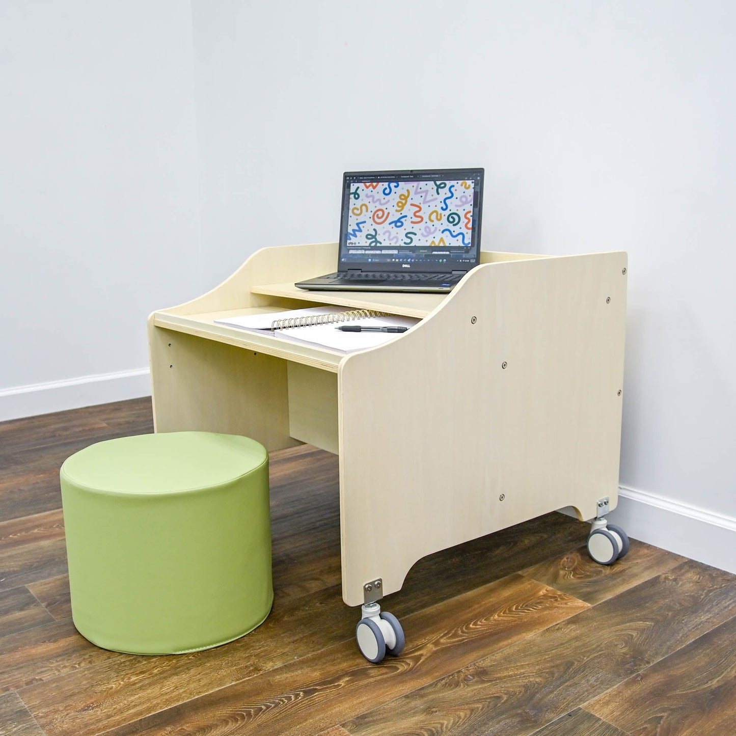 Children's Factory Mobile Computer Station Assembled (AG7164A)