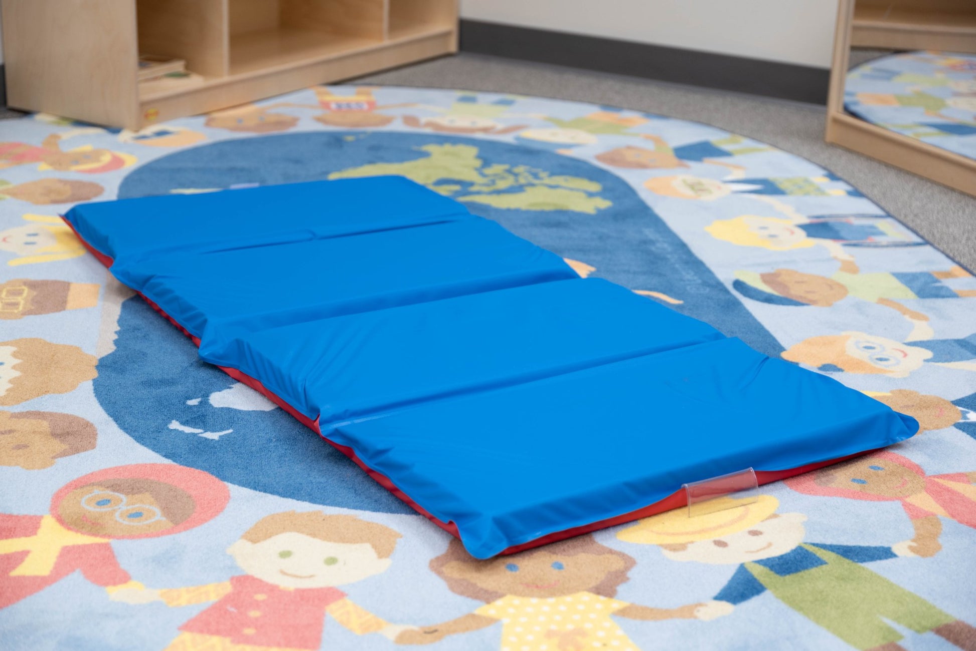 Angeles 2" Infection Control Folding Mat - Red/Blue 4 Sections (CF400-509RB) - SchoolOutlet