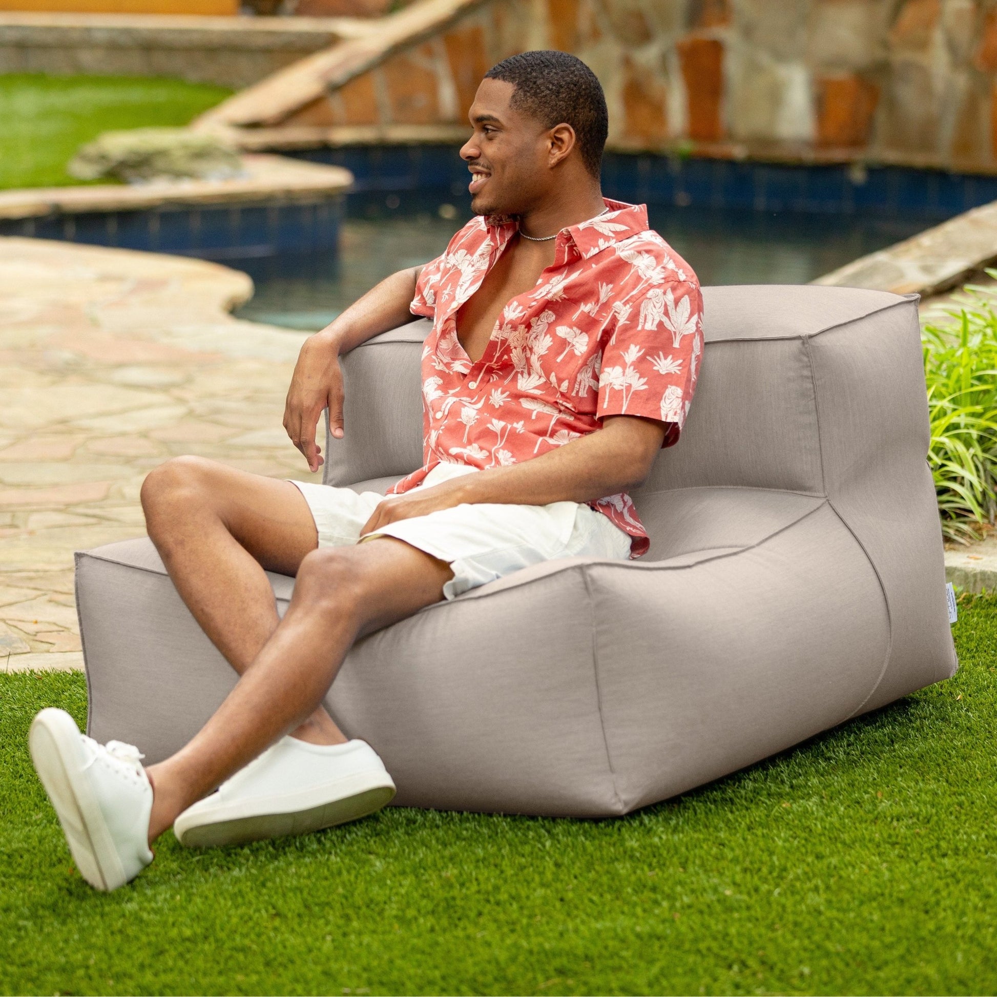 Jaxx Baya Outdoor Center Seat - Luxurious Oversized European Style Outdoor Soft Seating (18930) - SchoolOutlet