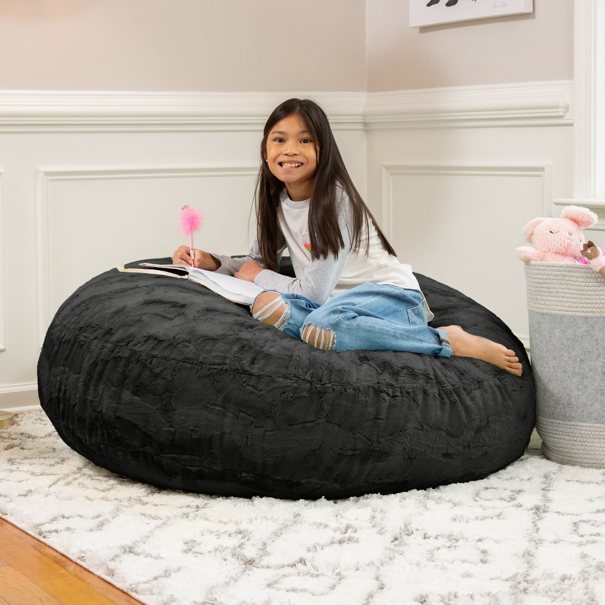 Jaxx Cocoon 4 Foot Bean Bag Chair - Faux Fur (19081) - SchoolOutlet