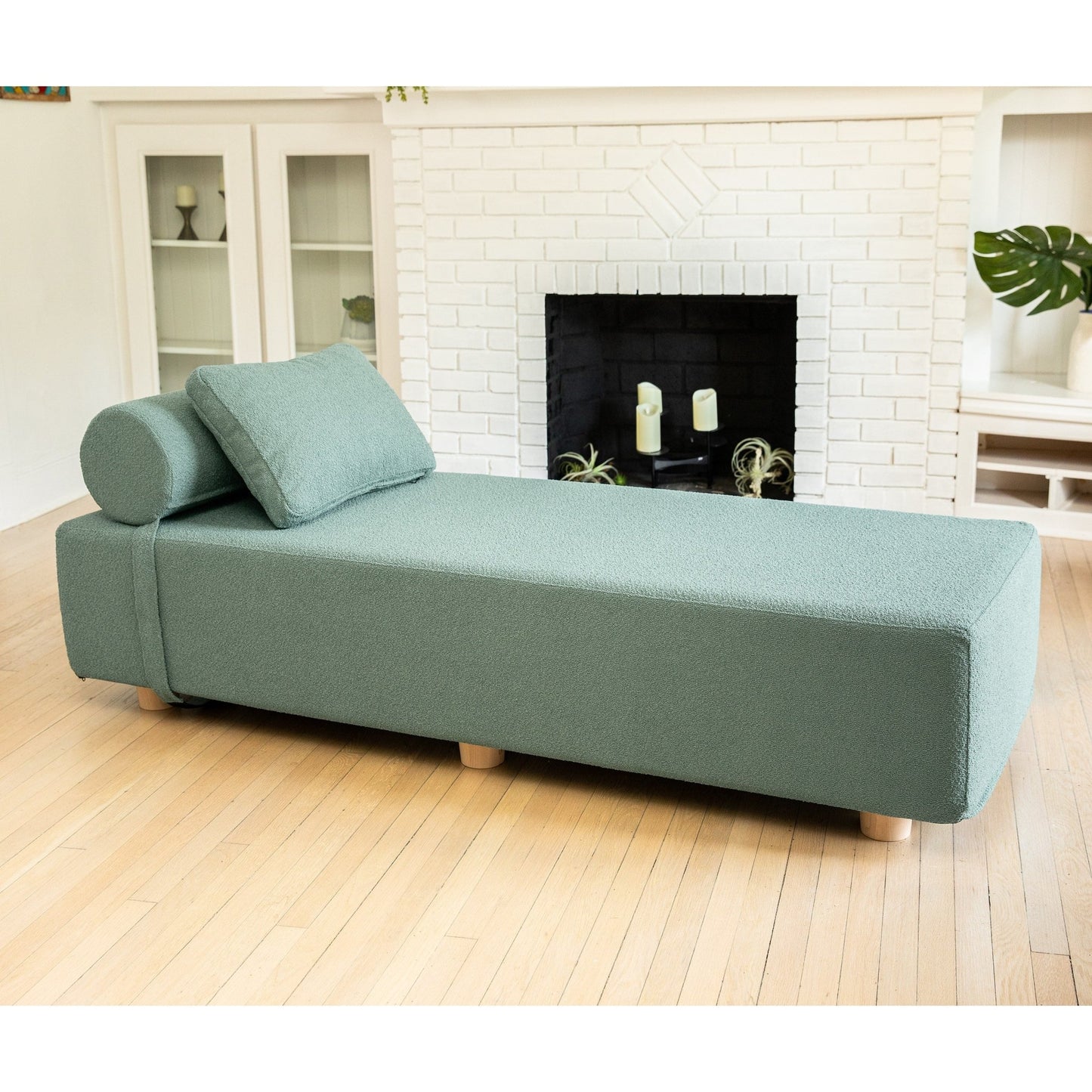 Jaxx Alvy Indoor Lounger / Daybed - Luxurious Lounger with Maple Feet (19435) - SchoolOutlet