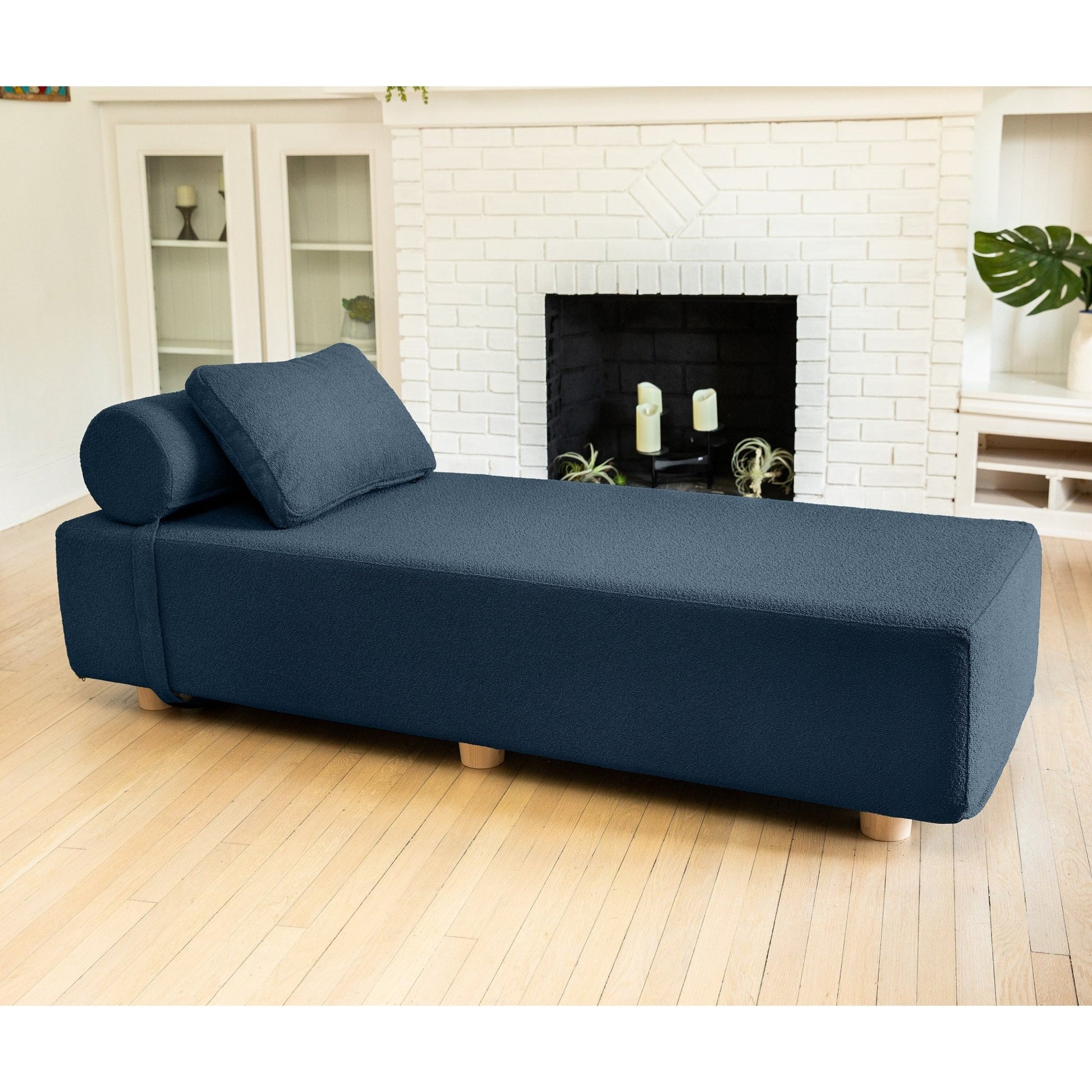 Jaxx Alvy Indoor Lounger / Daybed - Luxurious Lounger with Maple Feet (19435) - SchoolOutlet