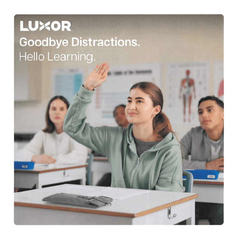 Luxor CellGuard Signal Blocking Phone Pouch Lockable RFID - Blocking Storage Sleeve (LUX - CHZZ003) - SchoolOutlet