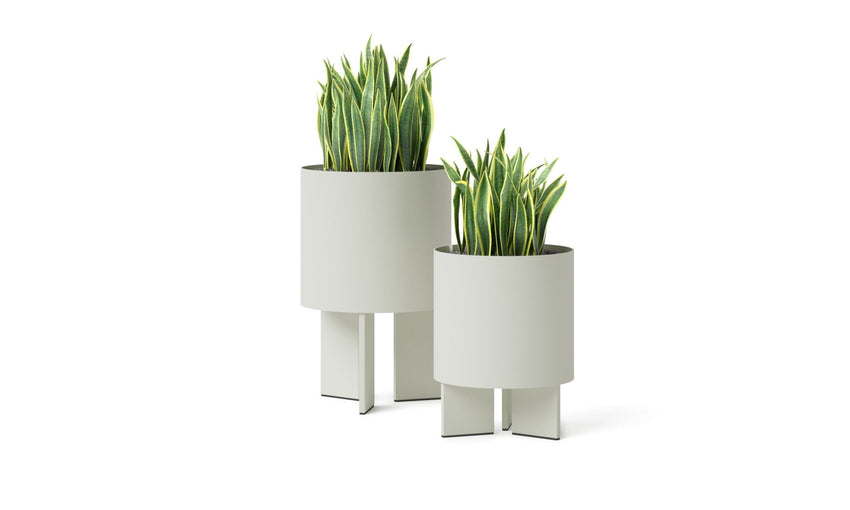 Magnuson CROMA - M Mid - Sized Round Aluminum Indoor/Outdoor Planter with Tripod Support and Integrated Drip Tray (MAG - CROMA - M - XXX) - SchoolOutlet