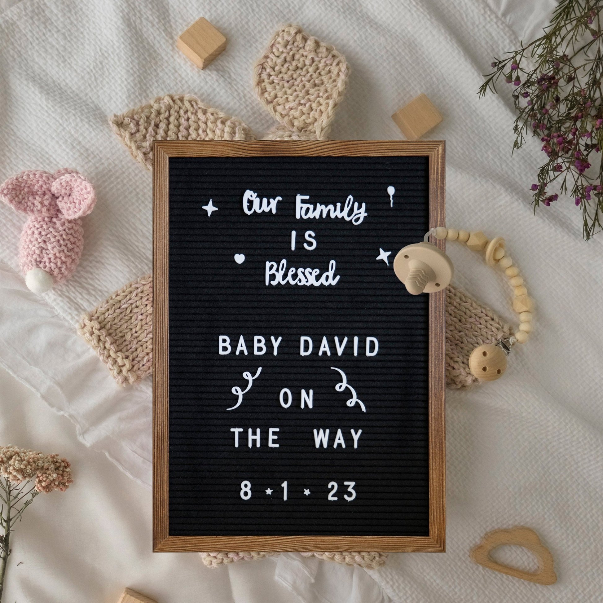 Gracie 12x17 Felt Letter Board with Wooden Frame, 389 PP Letters Including Numbers, Symbols and Icons, Canvas Carrying Case, Torched Wood/Felt - SchoolOutlet