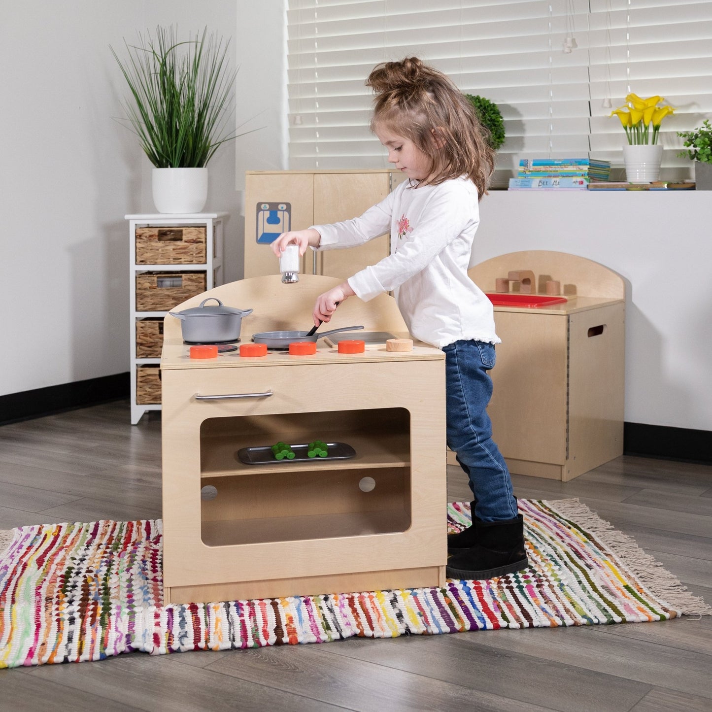 Hercules Children's Wooden Kitchen Stove for Commercial or Home Use - Safe, Kid Friendly Design - SchoolOutlet