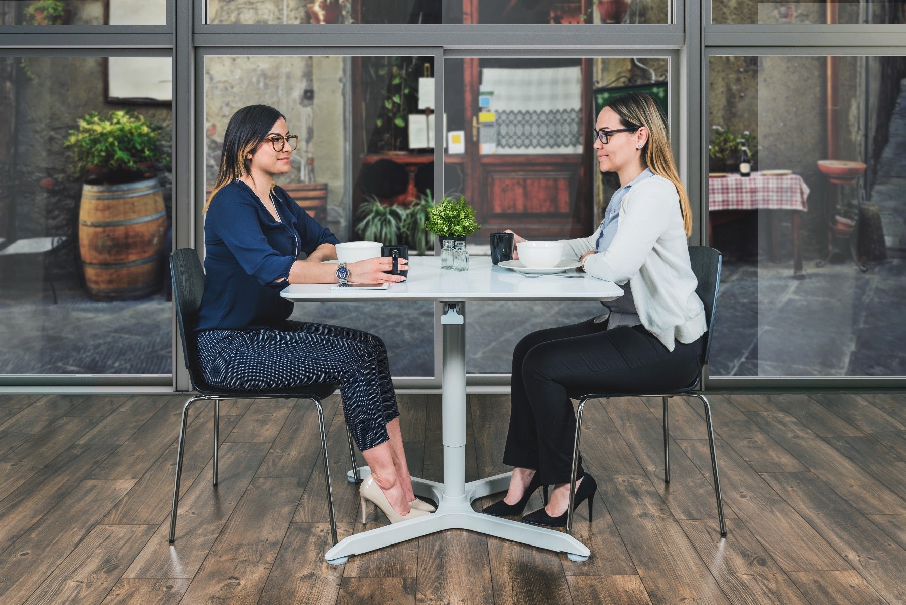 Luxor LX-PNADJ-32SQ - 32" Pneumatic Height Adjustable Square Caffee Table (LUX-LX-PNADJ-32SQ) - SchoolOutlet